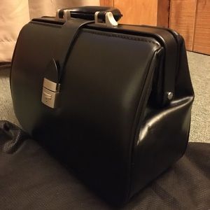 RA Bock Ultra Supple Fine Leather Doctor Bag Med